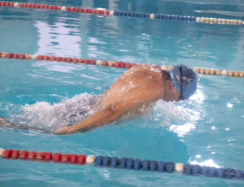 Natación para Jóvenes: Preparación para la Competencia, Convivencia y Beneficios